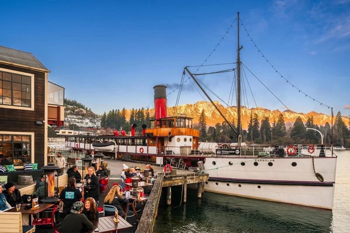 NEW ZEALAND: THIÊN ĐƯỜNG NAM BÁN CẦU AUCKLAND – MATAMATA – ROTORUA – WAITOMO – QUEENSTOWN – MILFORD SOUND – MT COOK – TEKAPO – CHRISTCHURCH