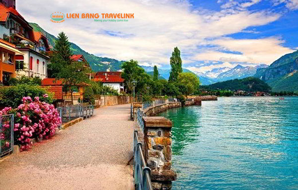 Top Những Địa Điểm Tuyệt Đẹp Dành Cho Tín Đồ Mê Du Lịch Châu Âu